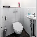 Dina-Perla Lodges, Shared Home - Not Hotel - In Museum District Bed and breakfast Ámsterdam