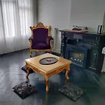 Dina-Perla Lodges, Shared Home - Not Hotel - In Museum District * Ámsterdam