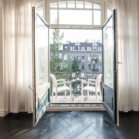 Dina-Perla Lodges, Shared Home - Not Hotel - In Museum District Amsterdam