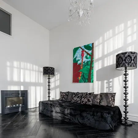 Dina-Perla Lodges, Shared Home - Not Hotel - In Museum District Bed and Breakfast Άμστερνταμ