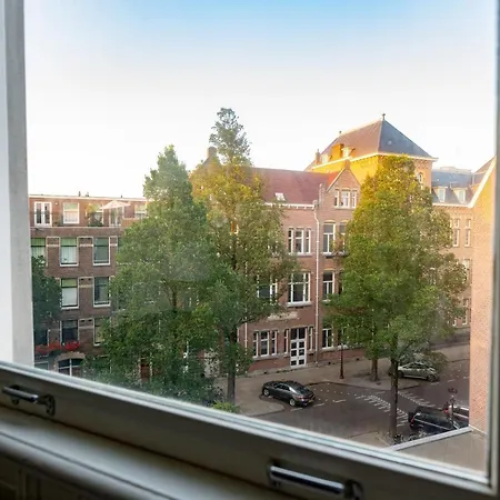 Dina-Perla Lodges, Shared Home - Not Hotel - In Museum District